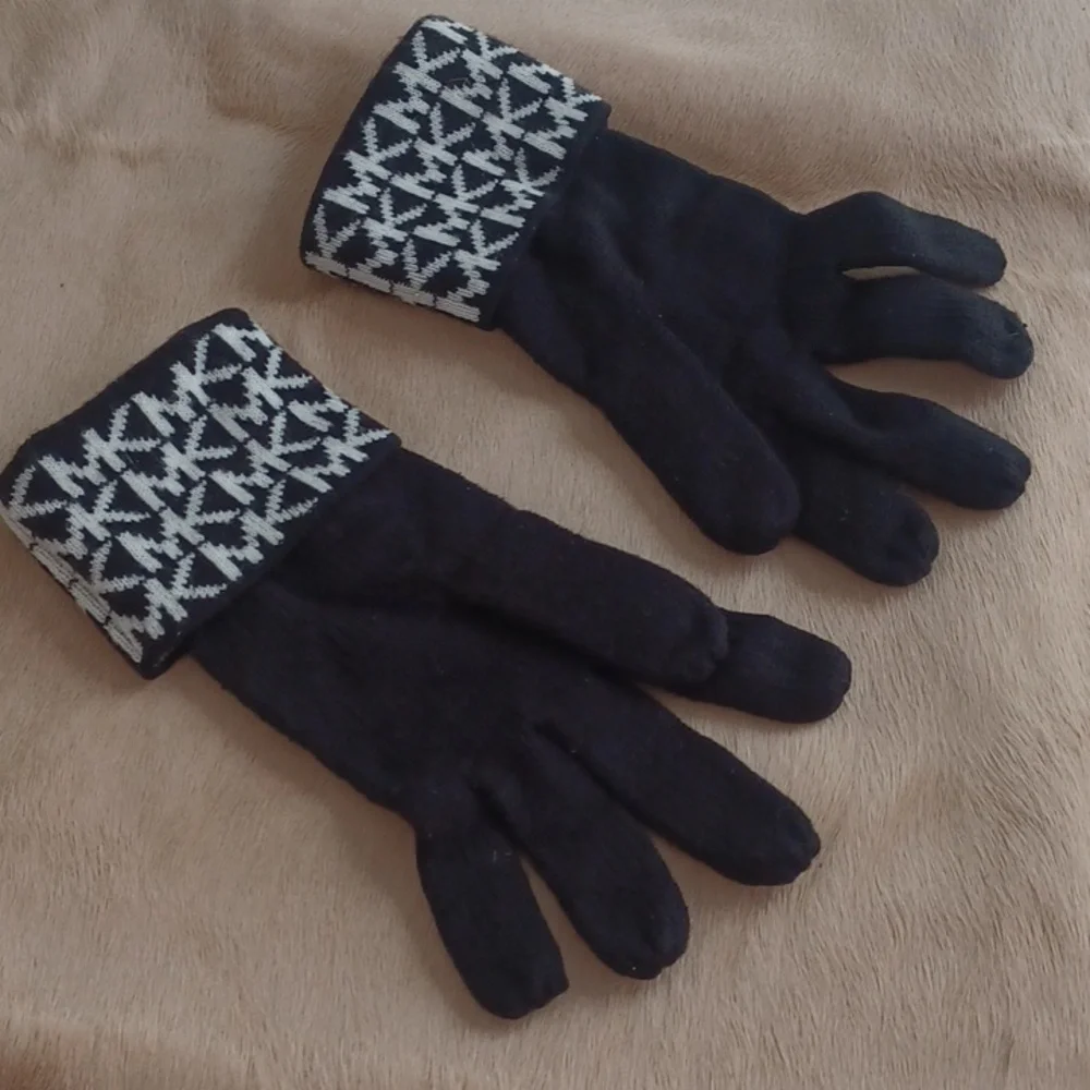 Michael Kors Gloves